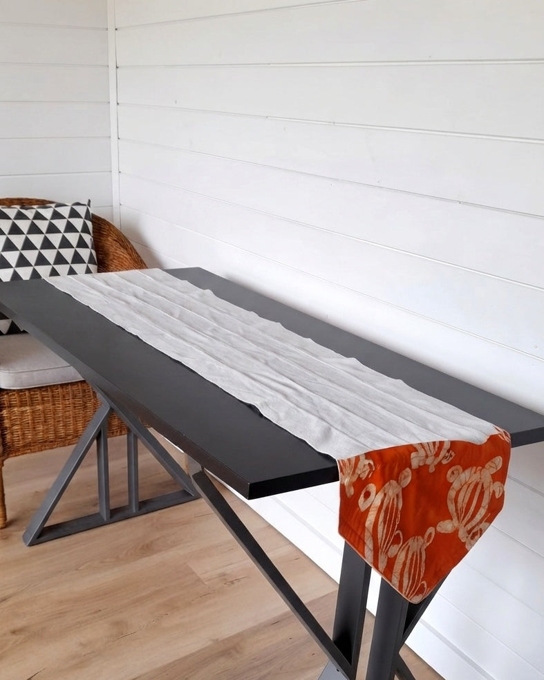 Table Runner - 009