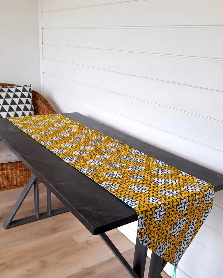 Table Runner - 008