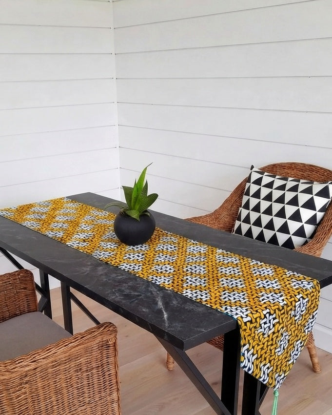 Table Runner - 008