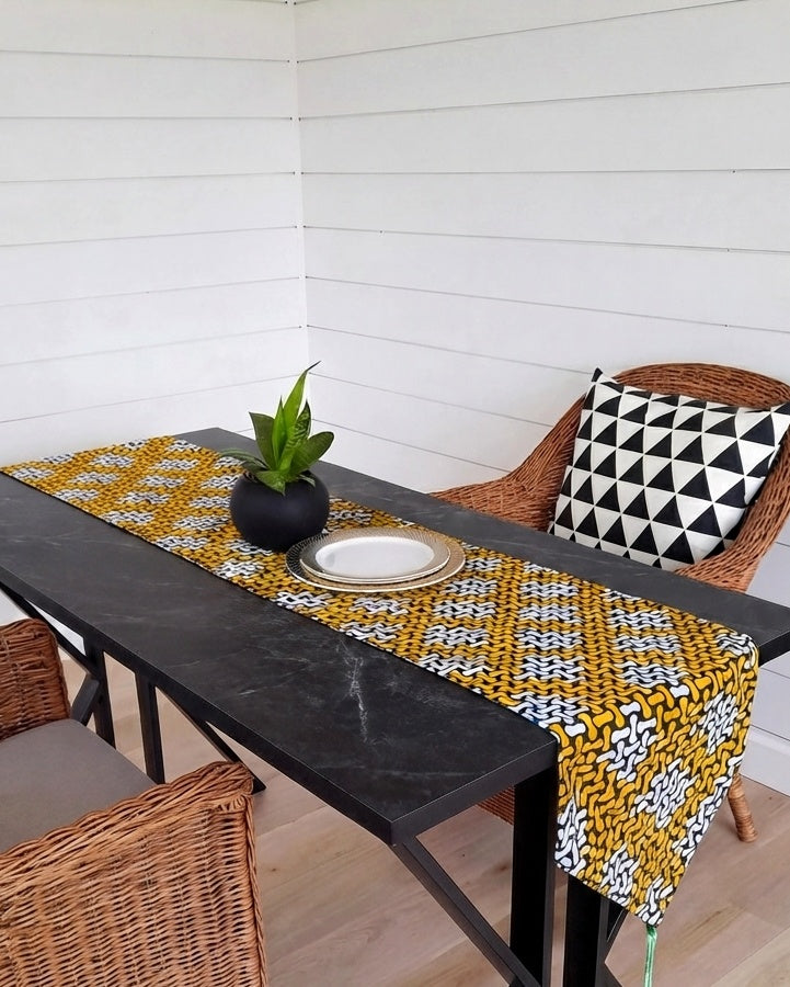 Table Runner - 008