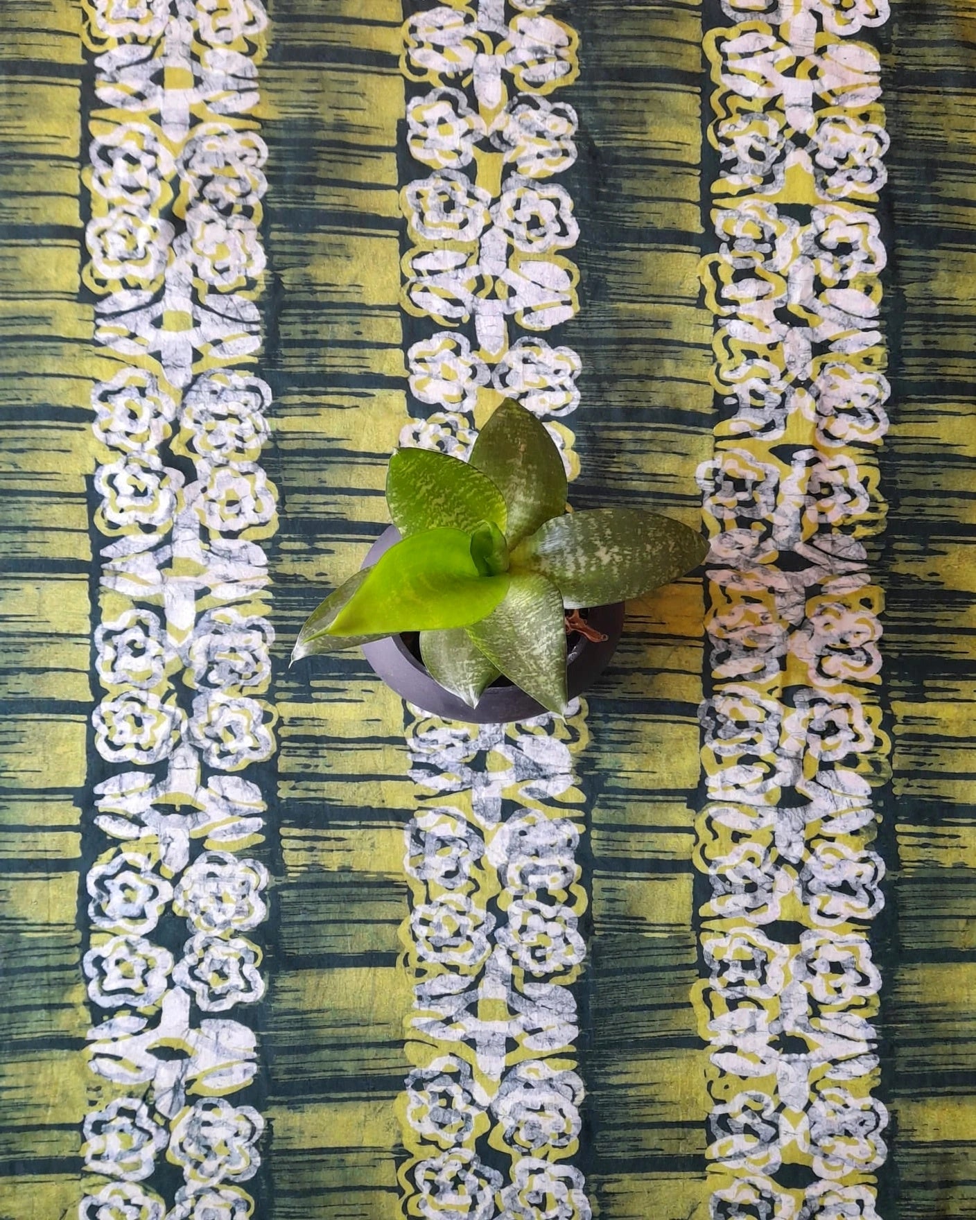 Batik Table Runner - 015