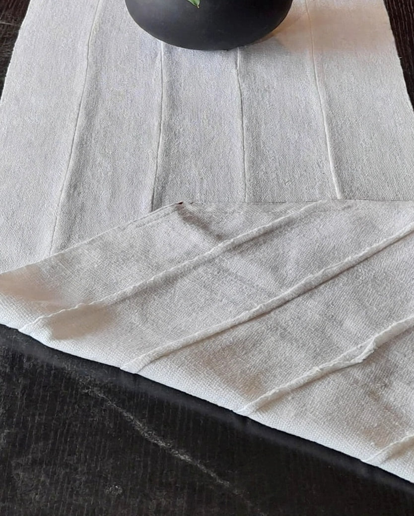 Table Runner - 009
